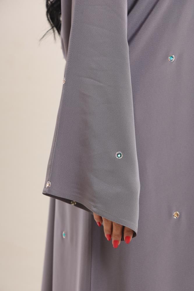 Thikra Abaya