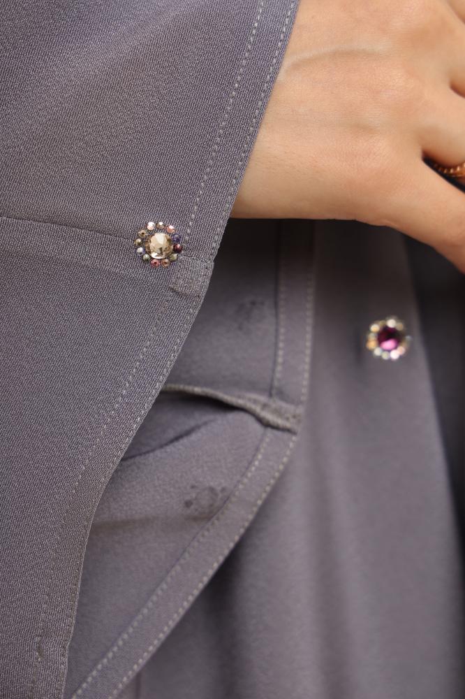 Thikra Abaya