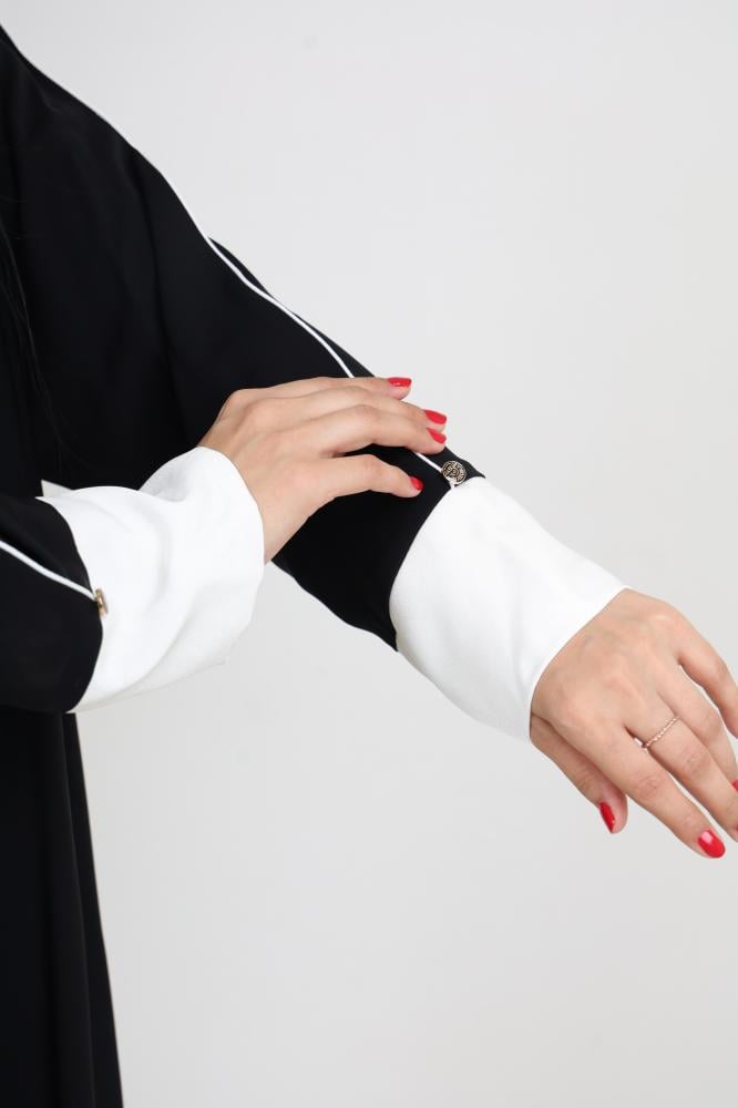 Rateel Abaya