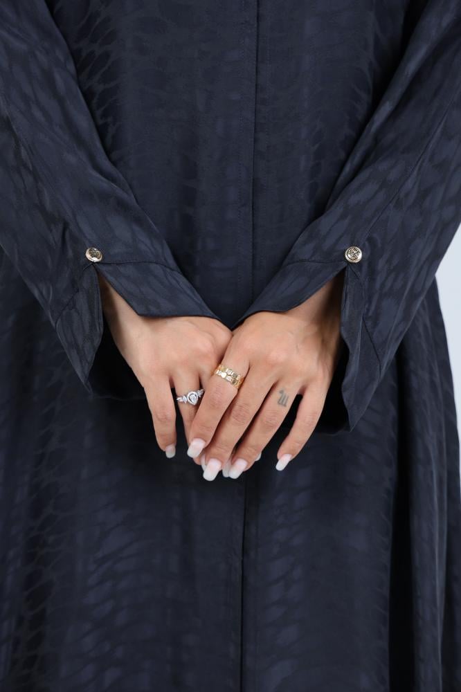 Sana Abaya
