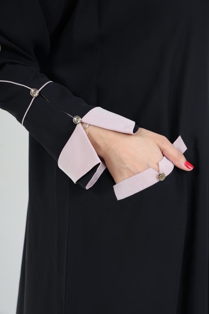 Hafsa Abaya