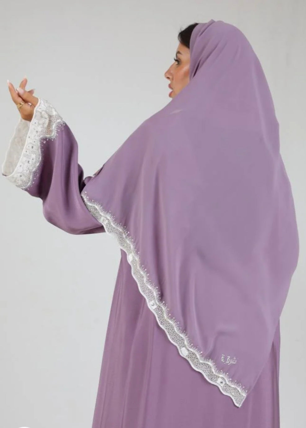 Aprail Abaya