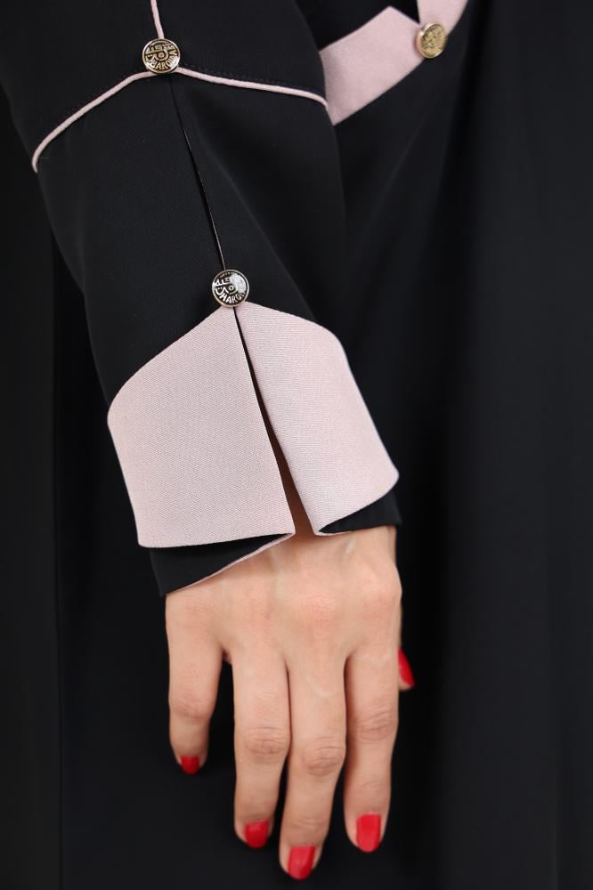 Hafsa Abaya